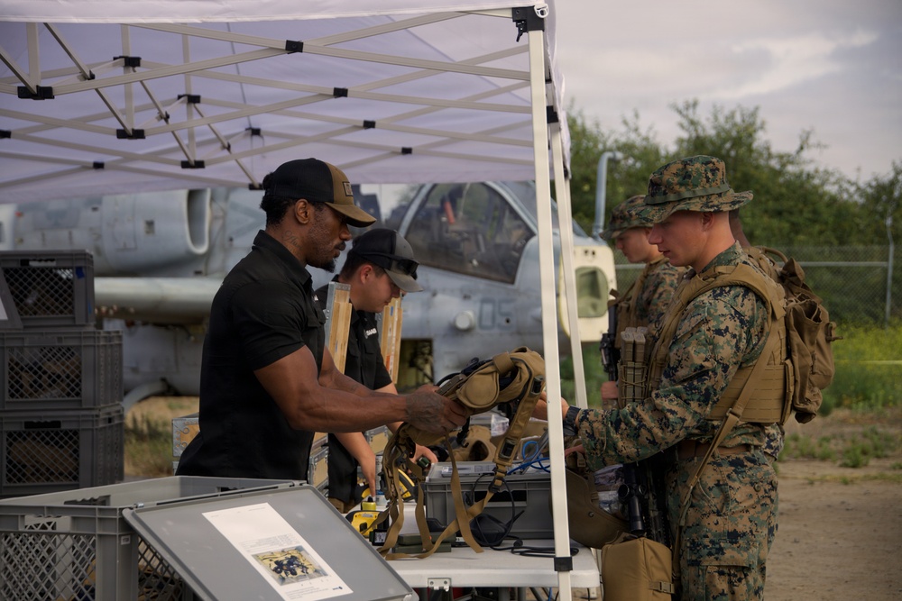 Marines with V2/5 Conducts EOTG Mechanized Raid Course