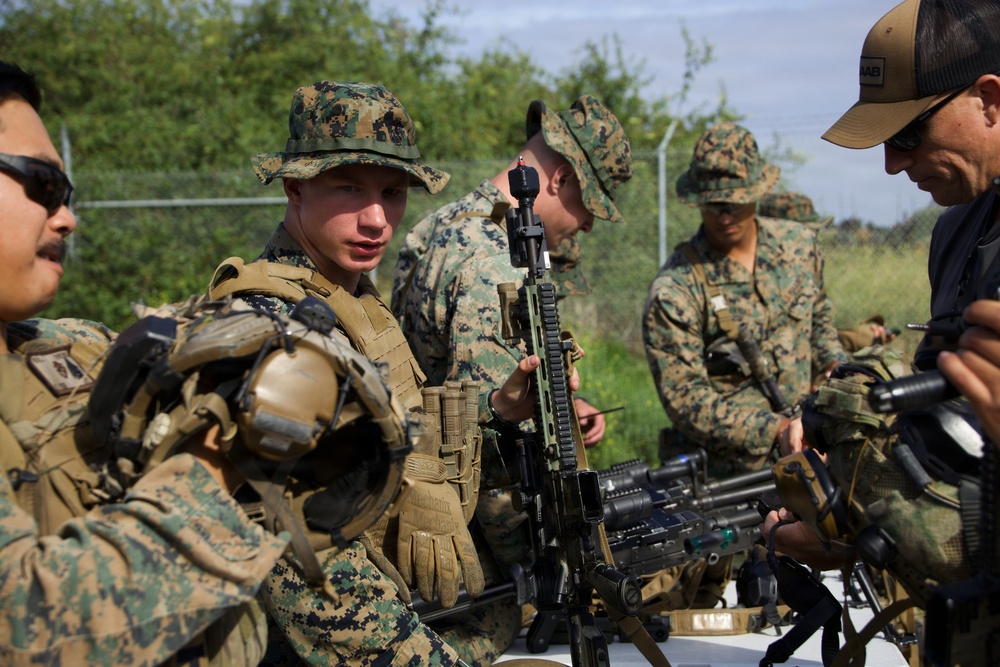 Marines with V2/5 Conducts EOTG Mechanized Raid Course