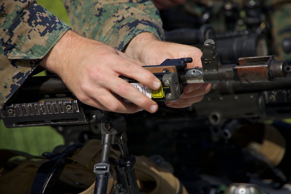 Marines with V2/5 Conducts EOTG Mechanized Raid Course