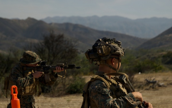 Marines with V2/5 Conducts EOTG Mechanized Raid Course
