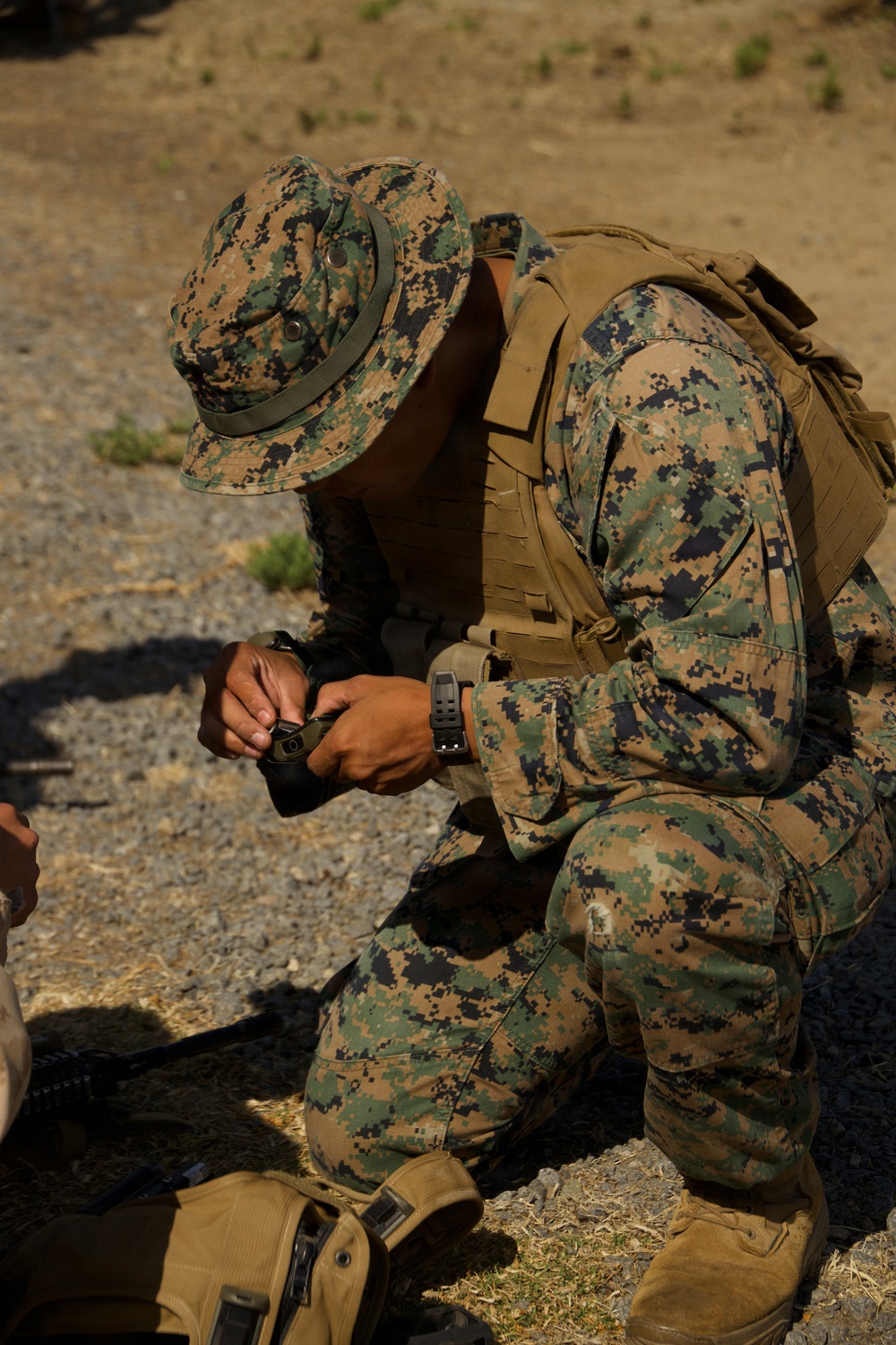 Marines with V2/5 Conducts EOTG Mechanized Raid Course