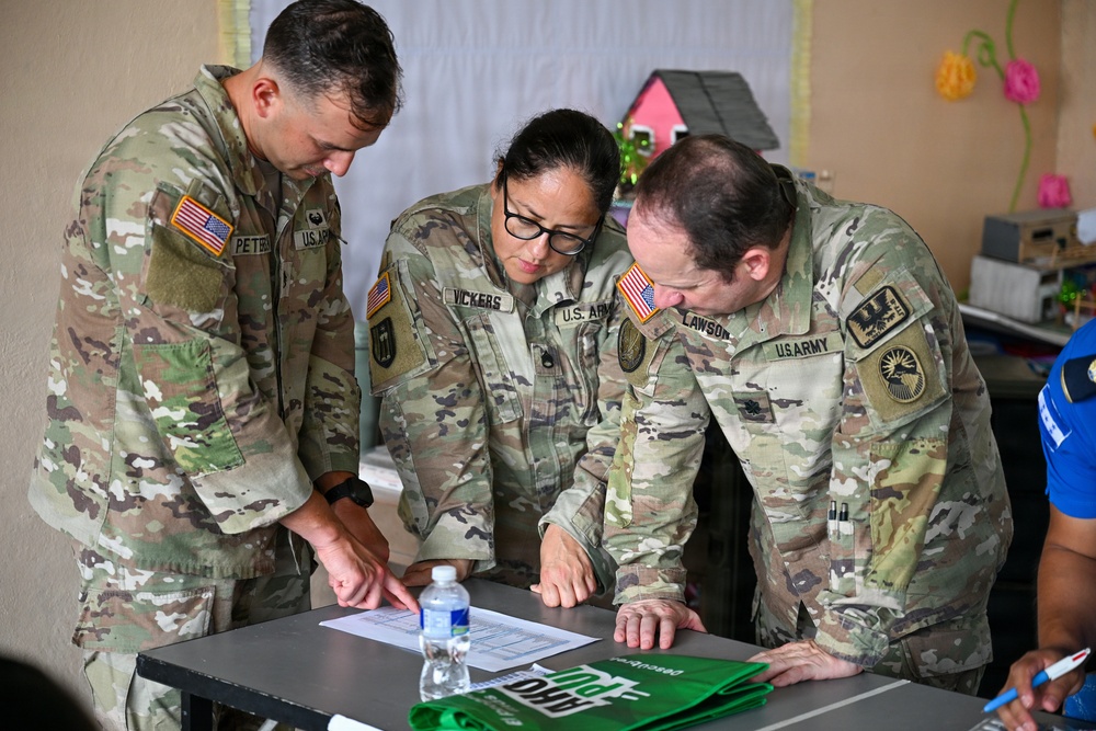 U.S., Honduran forces strengthen partnership during medical brigade in Villa de San Antonio