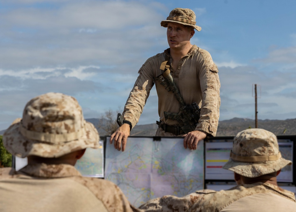 Marines with V2/5 Conducts EOTG Mechanized Raid Course