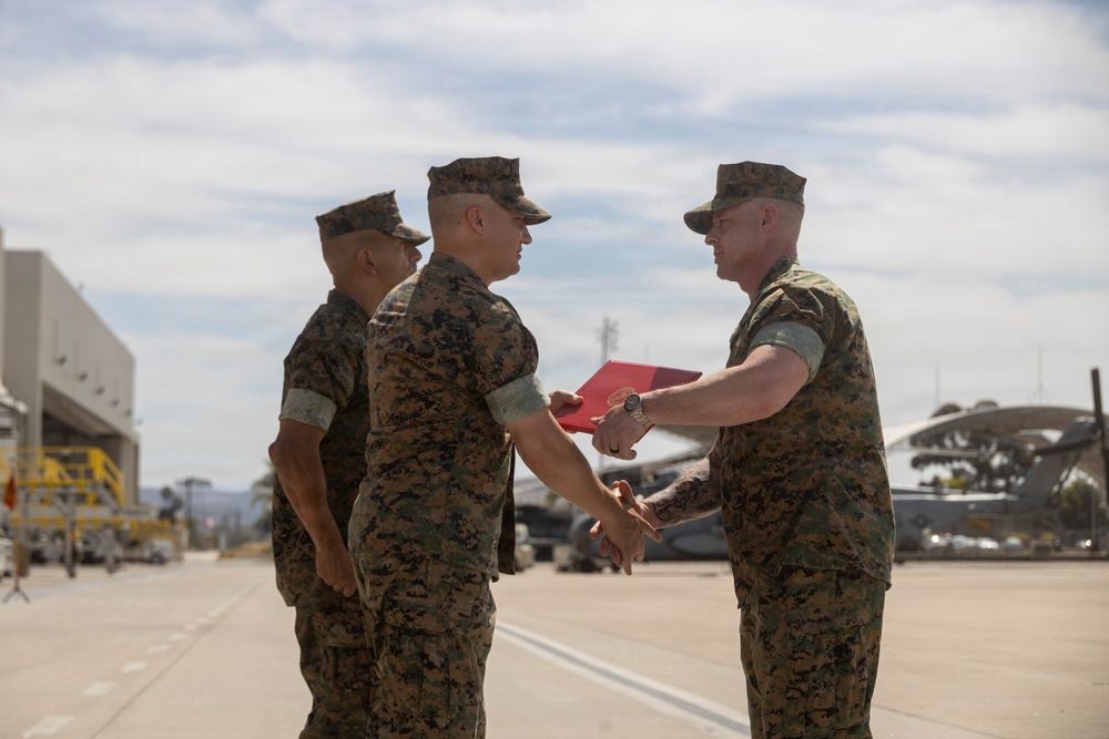 HMH-466 Change of Command Ceremony