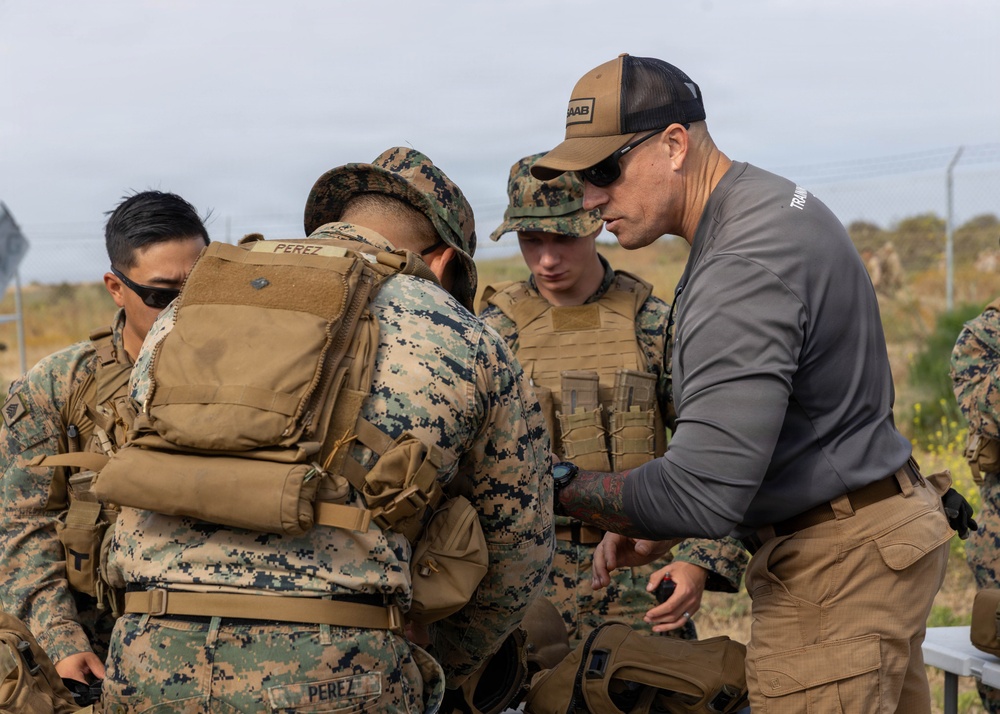 Marines with V2/5 Conducts EOTG Mechanized Raid Course