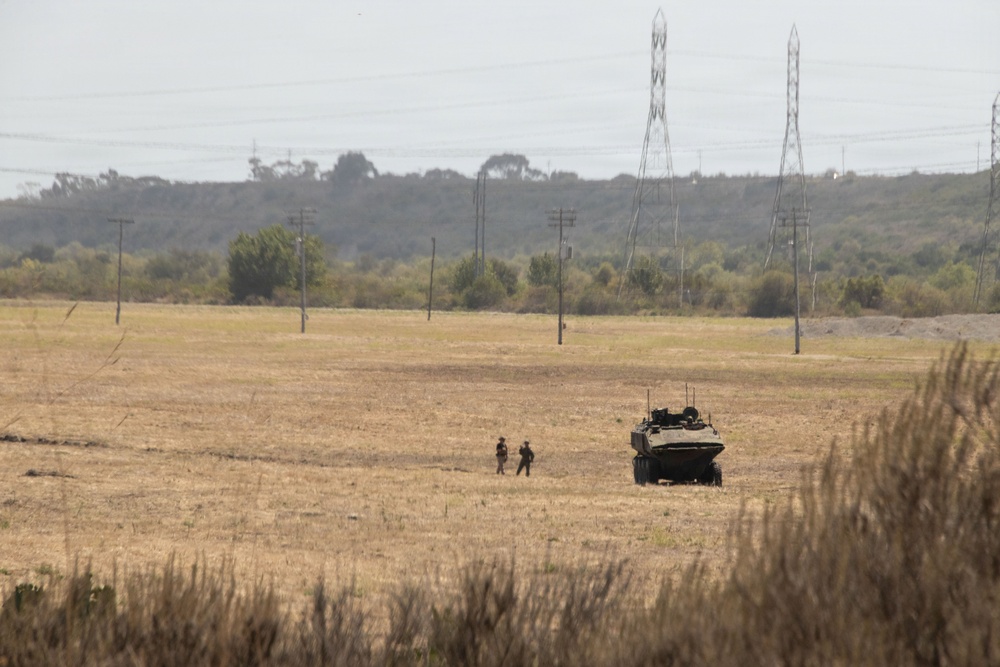Marines with V2/5 Conduct EOTG Mechanized Raid Course