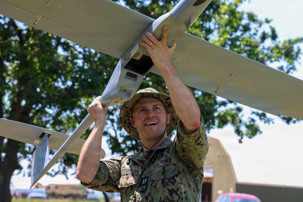 Ukrainian forces demonstrate unmanned aerial vehicle capabilities to U.S. Marines and Sailors during Sea Breeze 26