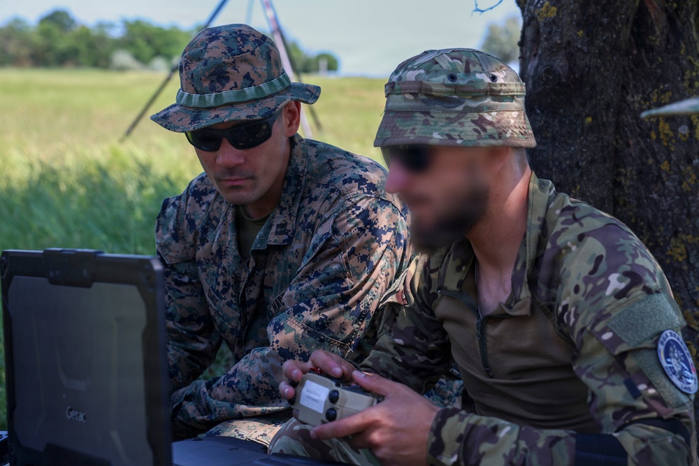 Ukrainian forces demonstrate unmanned aerial vehicle capabilities to U.S. Marines and Sailors during Sea Breeze 26