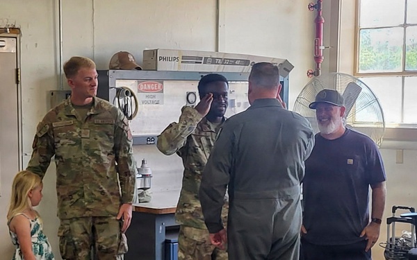 89th AW commander recognizes 316th CES electricians for excellence