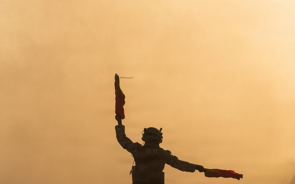 15th Marine Expeditionary Unit Conducts In-stream Onload