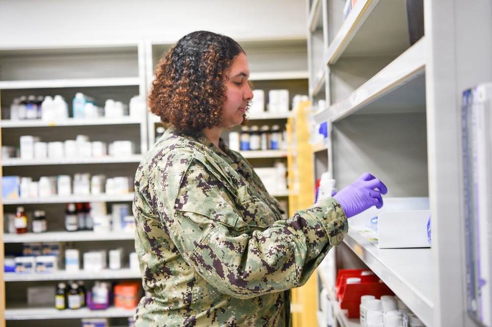 NMRTC Pensacola's Pharmacy Standard Operations Aboard Naval Hospital Pensacola May 18, 2026