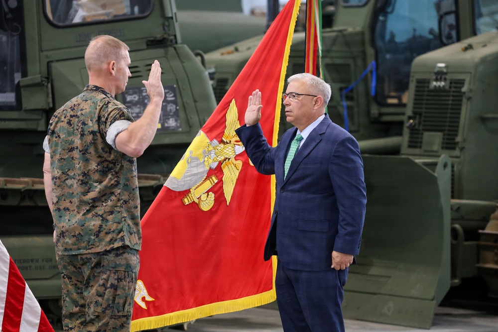 Marine Corps Logistics Command Welcomes new Executive Deputy