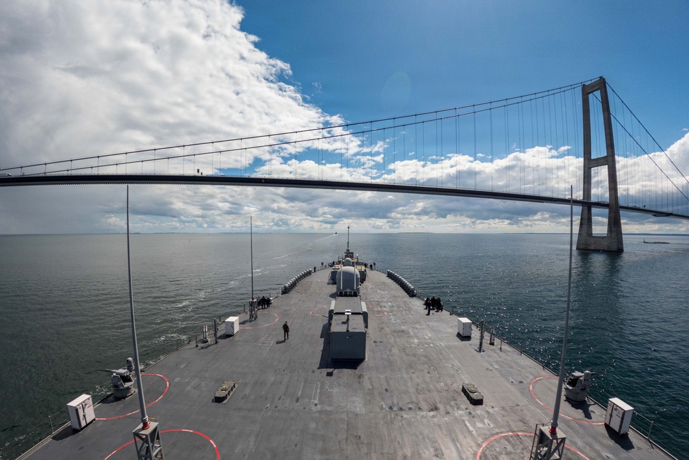USS Mount Whitney Transits Strait of Skagerrack