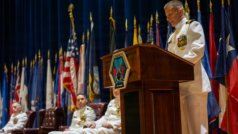 Unmanned Undersea Vehicle Squadron 3 Holds Change of Command