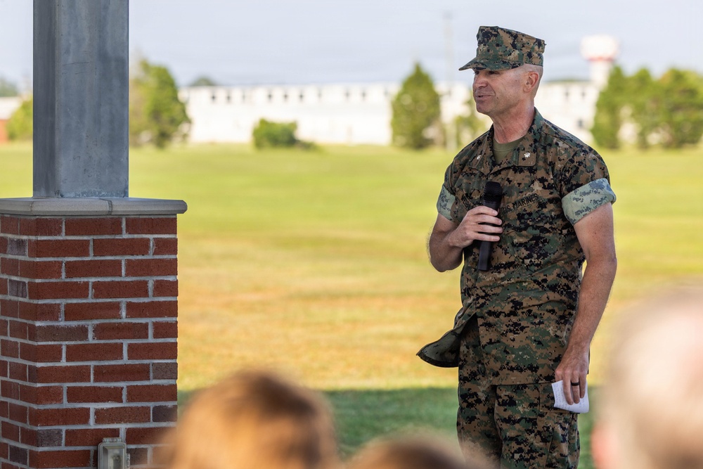 2nd Battalion, 10th Marine Regiment, 2nd Marine Division Change of Command Ceremony