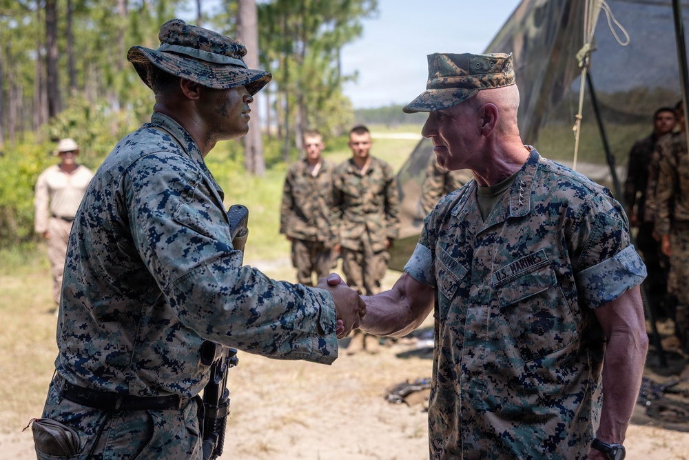 CMC, SMMC, visit 2nd Marine Division; Recognize Outstanding Marines