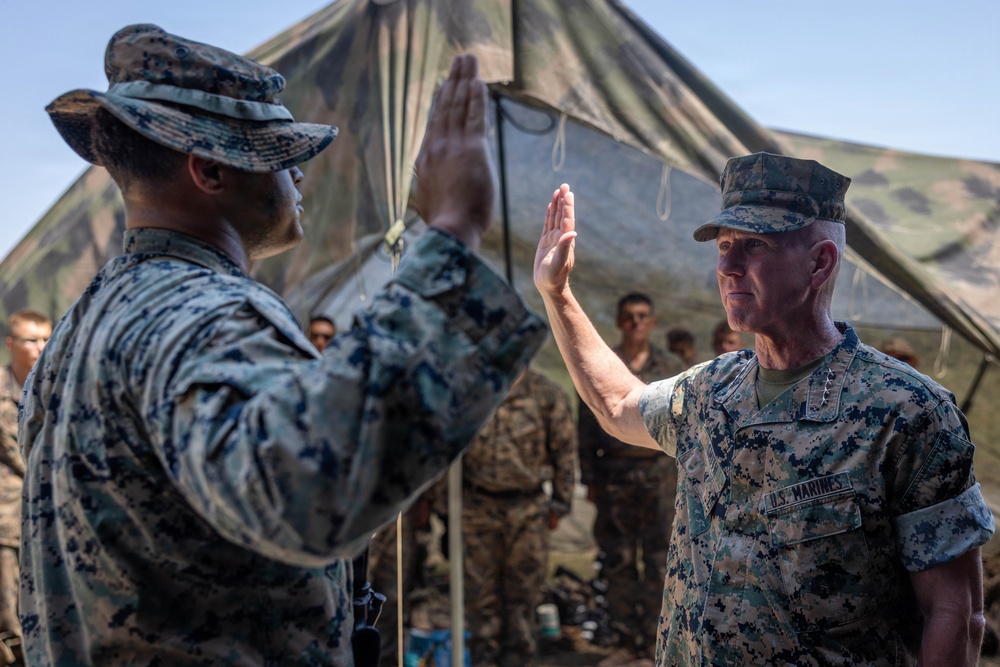CMC, SMMC, visit 2nd Marine Division; Recognize Outstanding Marines