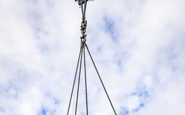 EX- USS Norfolk (SSN-714) Sail Lift