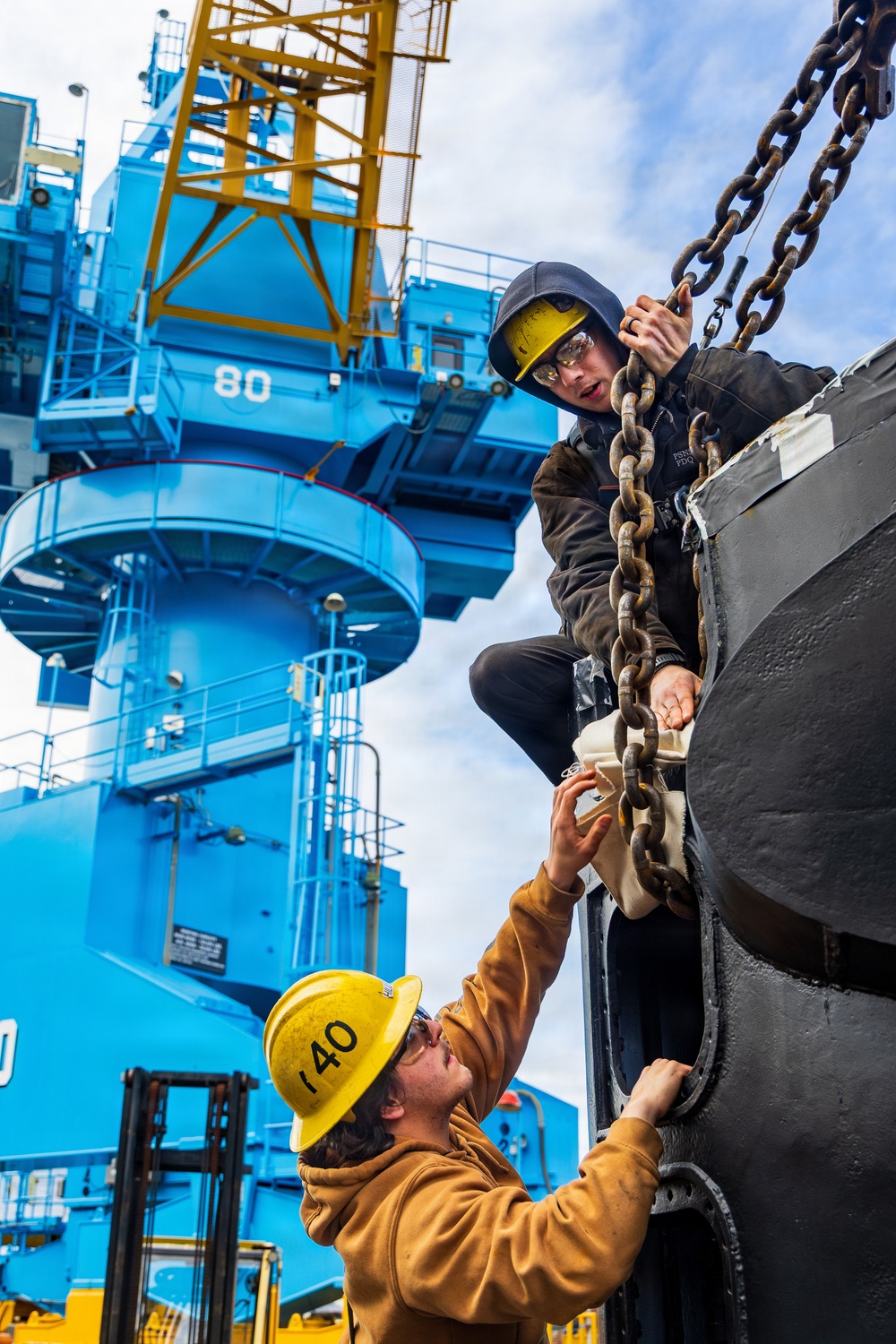 EX- USS Norfolk (SSN 714) Sail Lift
