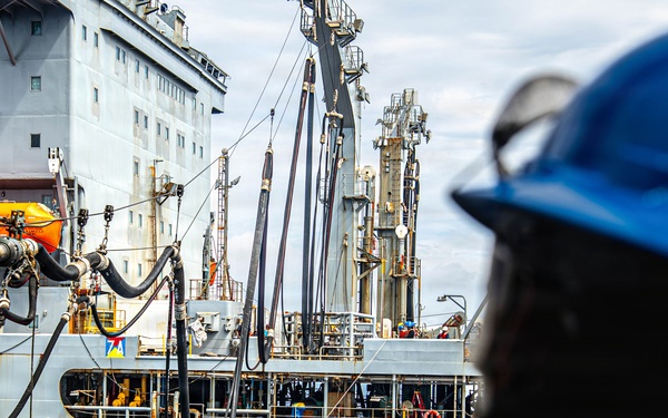 USS Gridley Conducts Replenishment-at-Sea