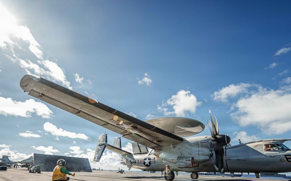 George Washington Conducts Operations with JMSDF