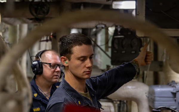 USS Boxer Conducts Engineering Training Drills