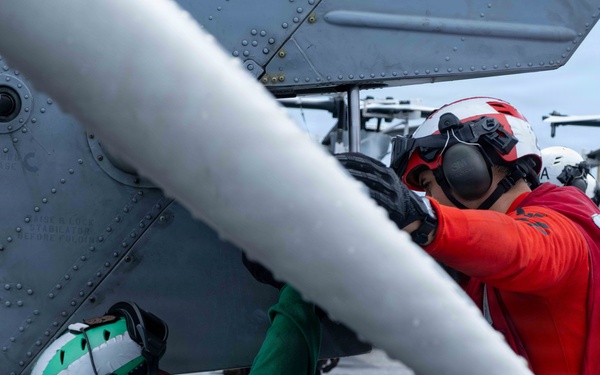 BOXARG Sailors, Marines Conduct Fast Rope Drills