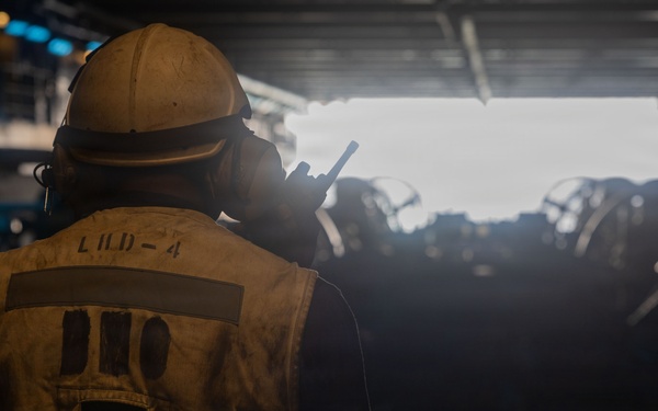 USS Boxer Conducts Well Deck Operations