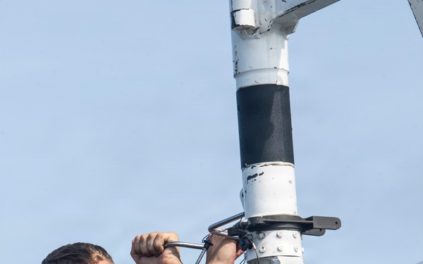 Boxer Sailors, 11th MEU Marines Conduct Aircraft Maintenance