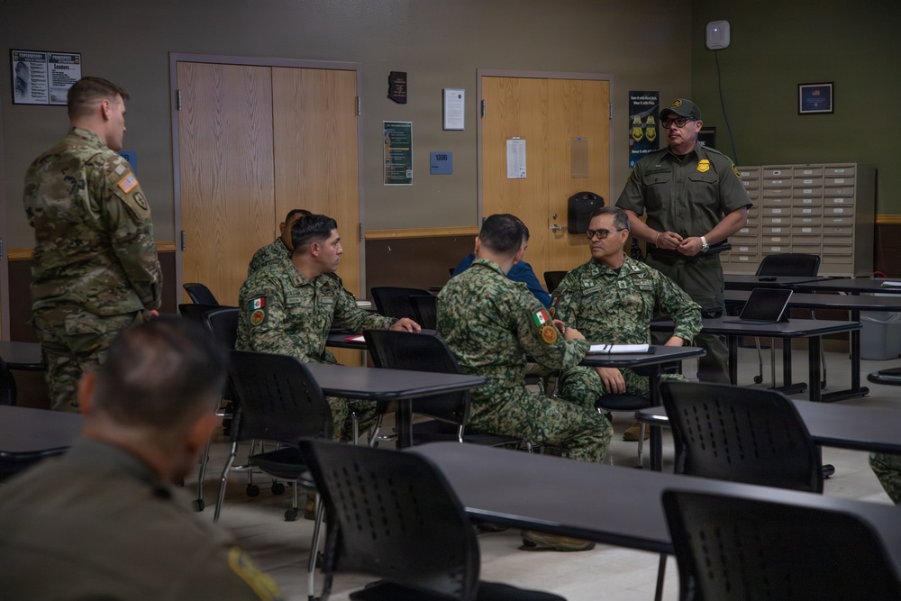 Lt. Gen. Fernando Colchado visits Douglas Border Patrol Station