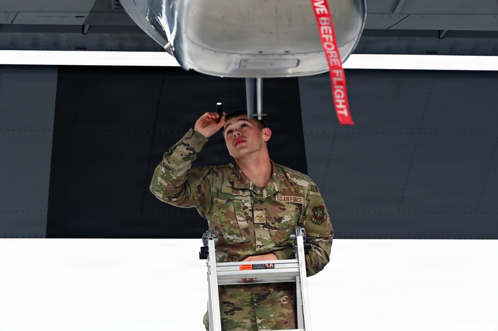Kentucky Airmen, Danish Defence forces conduct bilateral training