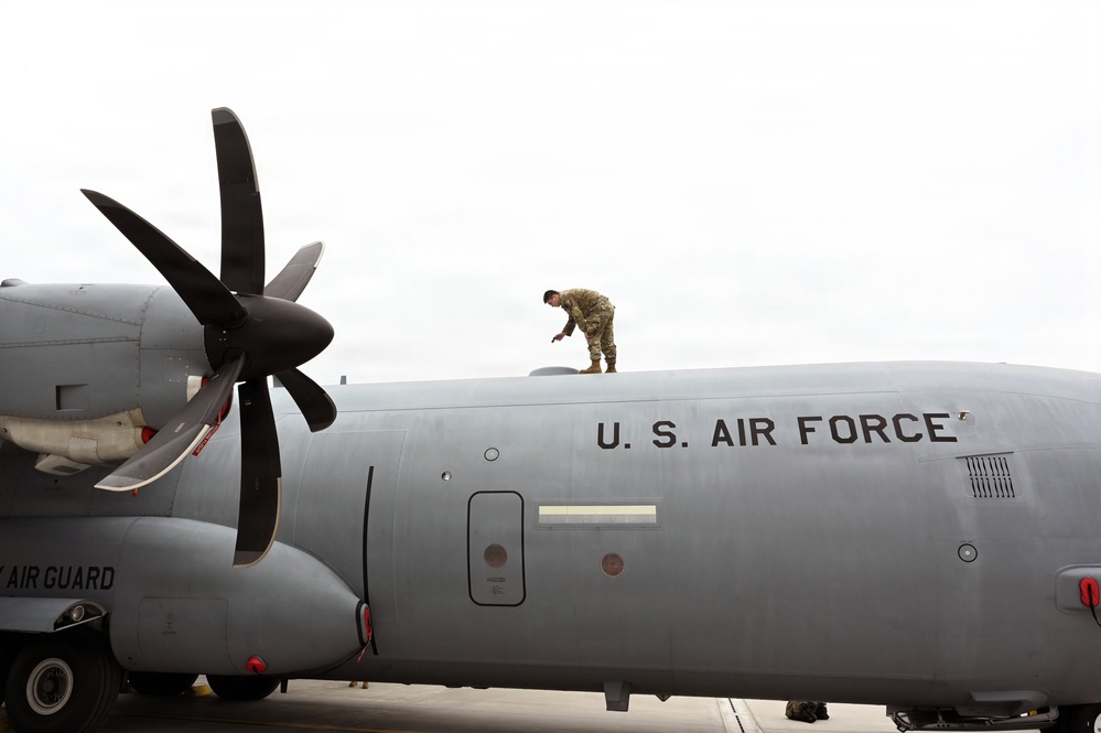 Kentucky Airmen, Danish Defence forces conduct bilateral training