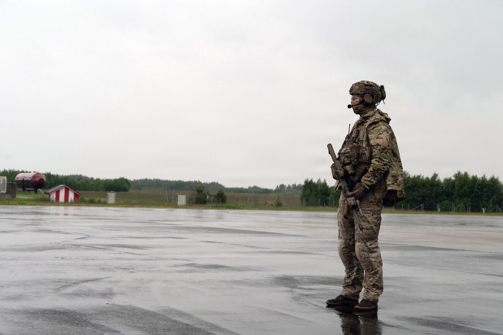 Kentucky Airmen, Danish Defence forces conduct training exercises