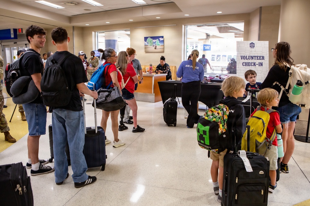 Families arrive to support the 2026 Warrior Games