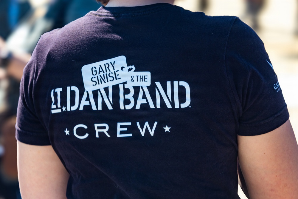 Gary Sinise and the Lt. Dan Band visit Fort Bragg