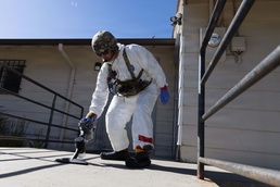 Soldiers, airmen validate readiness during FBI-led nuclear forensics exercise