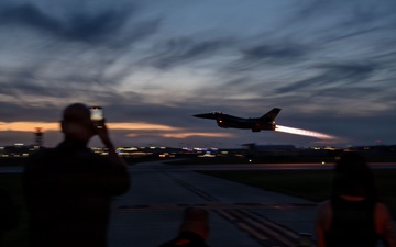 Community engagement visit highlights 114th Fighter Wing mission and Airmen