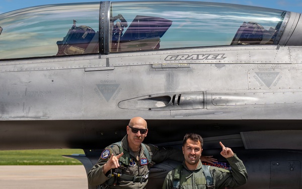 114th Fighter Wing hosts professional sprint car driver David Gravel for civic leader orientation flight