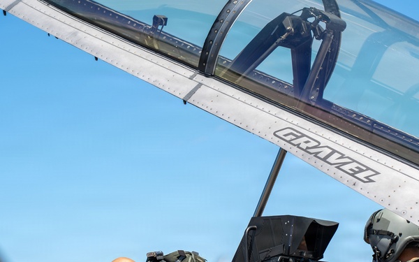 114th Fighter Wing hosts professional sprint car driver David Gravel for civic leader orientation flight