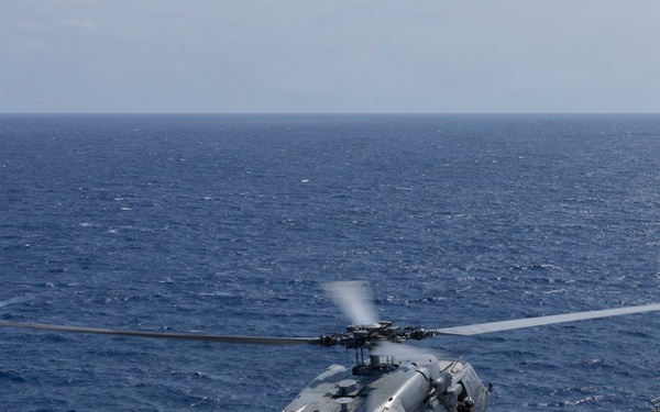 Kearsarge Conducts Flight Operations