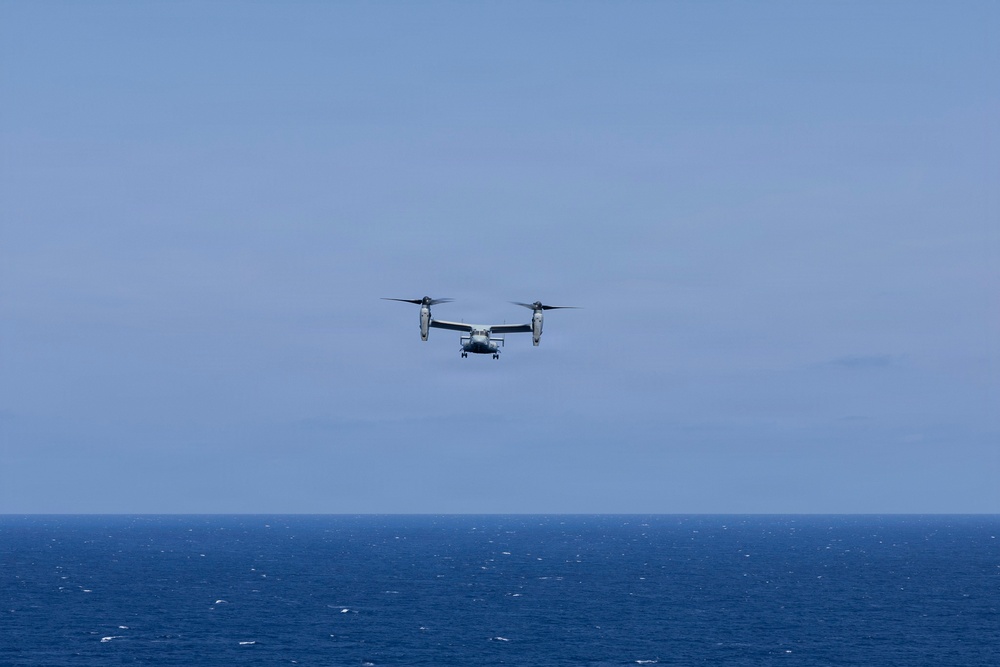 Kearsarge Conducts Flight Operations