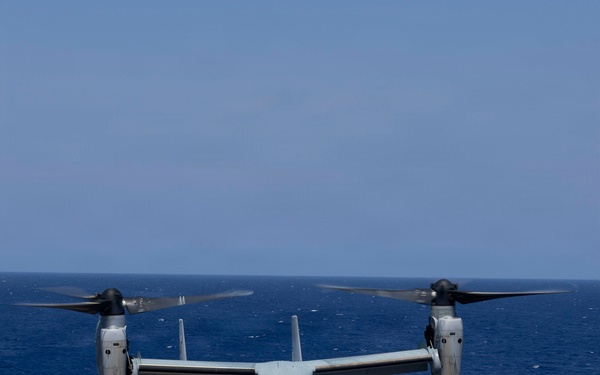 Kearsarge Conducts Flight Operations