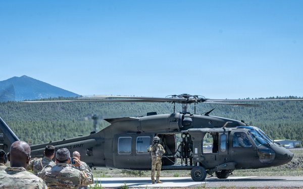 198th RSG Conducts Vertical Lift Exercise