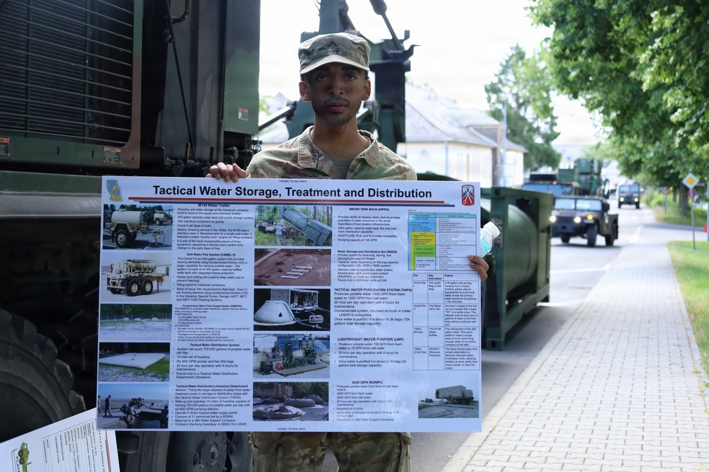 Soldier Highlights Water‑Purification Capabilities at Army Heritage Event