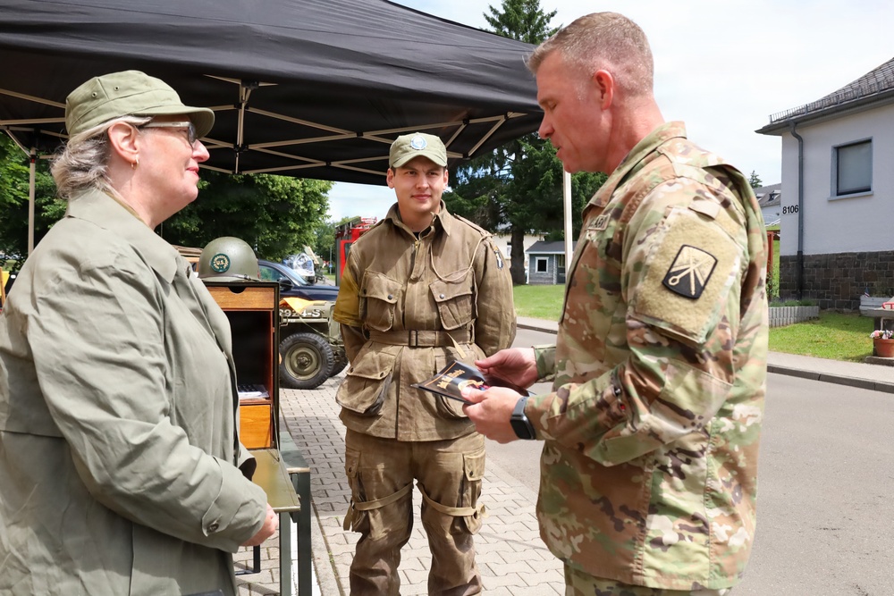 Commander Commends WWII Artifacts and Reenactors at Heritage Celebration