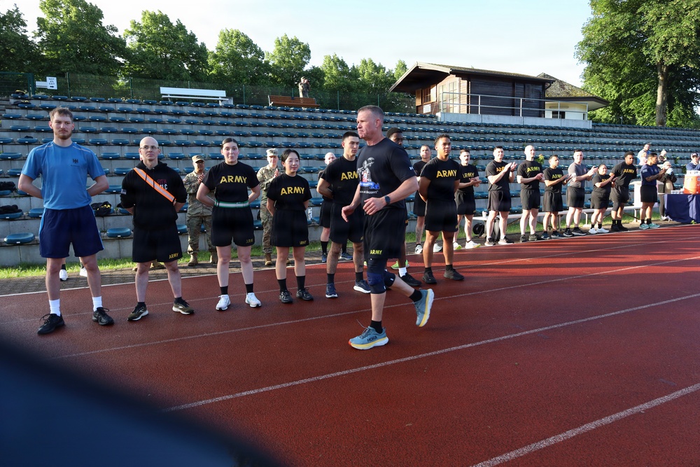 Soldiers Awarded Brigade Coins for Outstanding Performance