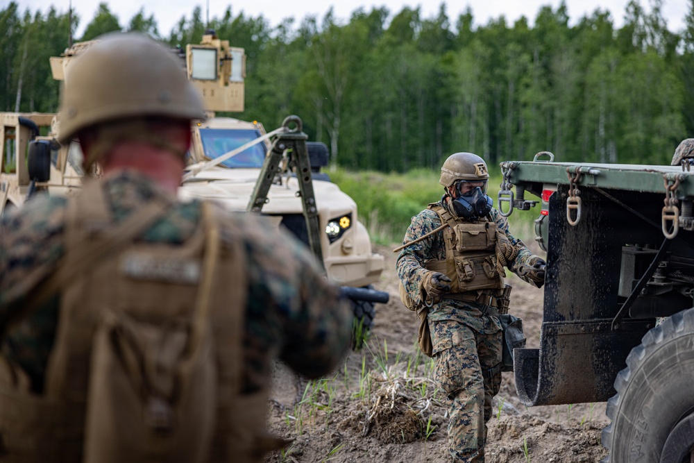 U.S. Marines conduct vehicle recovery drills in Baltic Sea