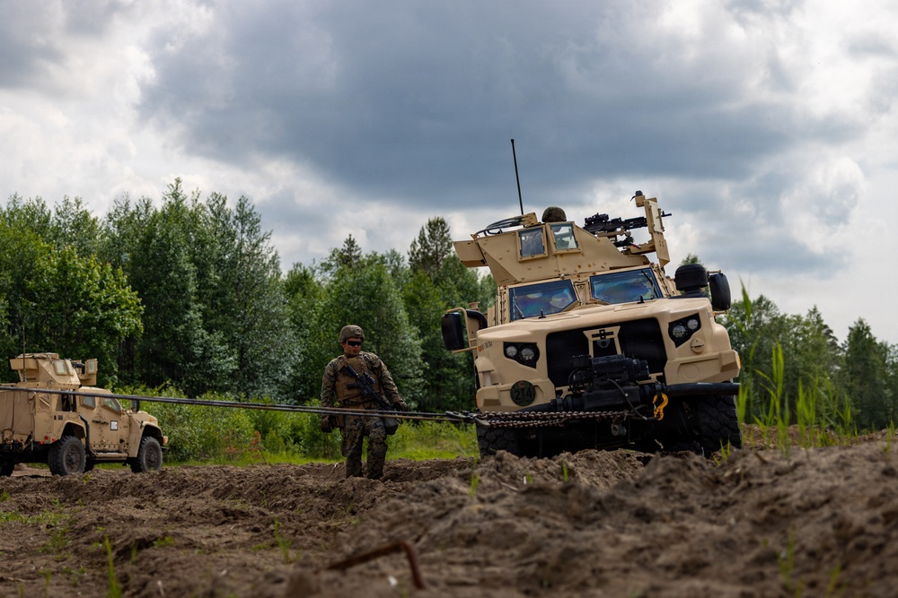 U.S. Marines conduct vehicle recovery drills in Baltic Sea