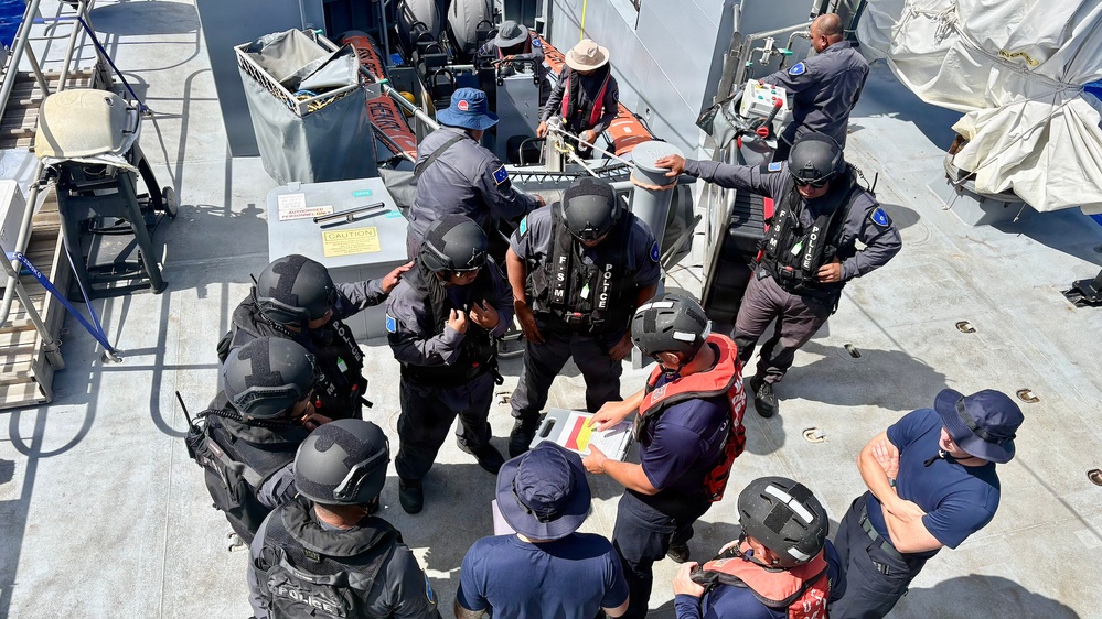 United States, Australia, Pacific Island partners conduct boarding training