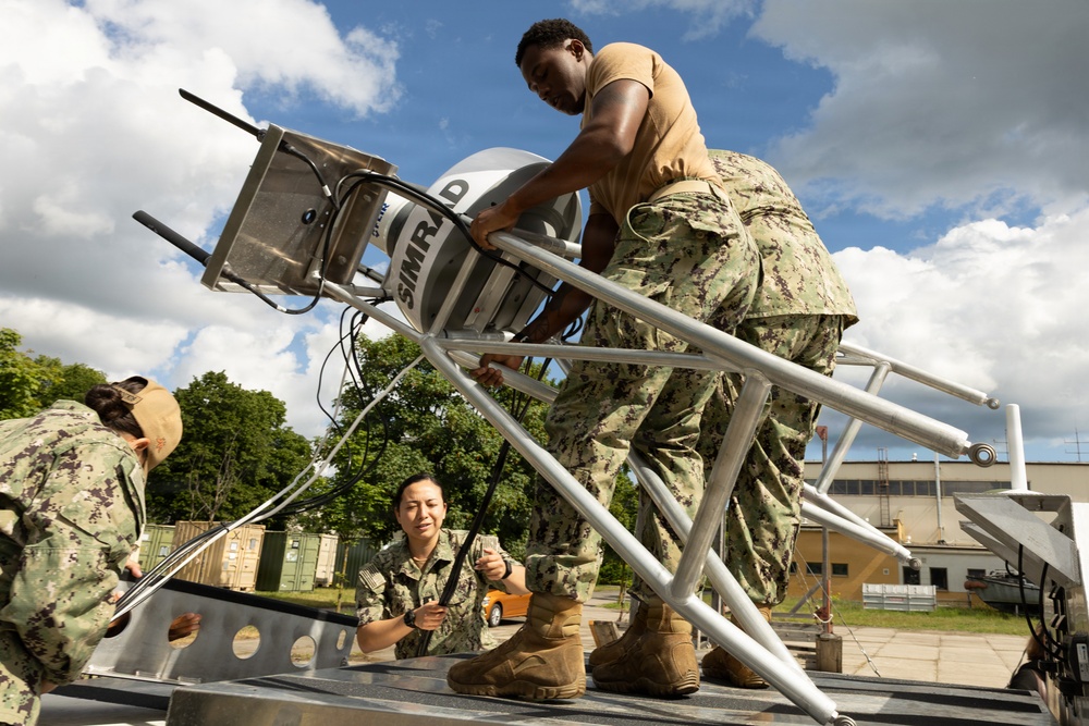 USV Squadron 3, Division 32 Conducts Swarm Exercise in BALTOPS 2026